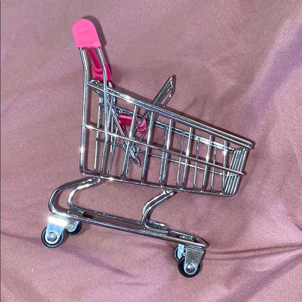 Small shopping cart